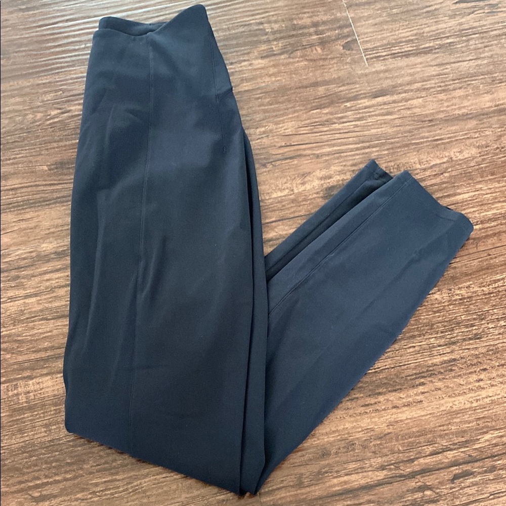 Here and there Lululemon capri pants